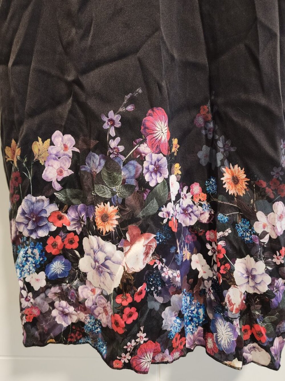 Floral Open Back Silk Dress - Picture 5 of 9